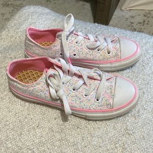 Sprinkles ice cream converse size 1 girls